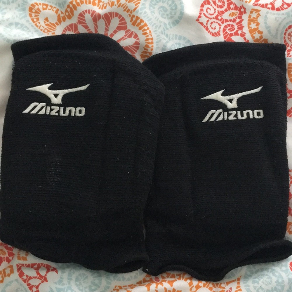 Mizuno Knee pads